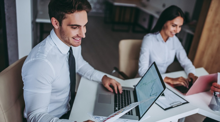Infographic: The 7 Low-Code Vendor Lock-In strategies and how to protect from them